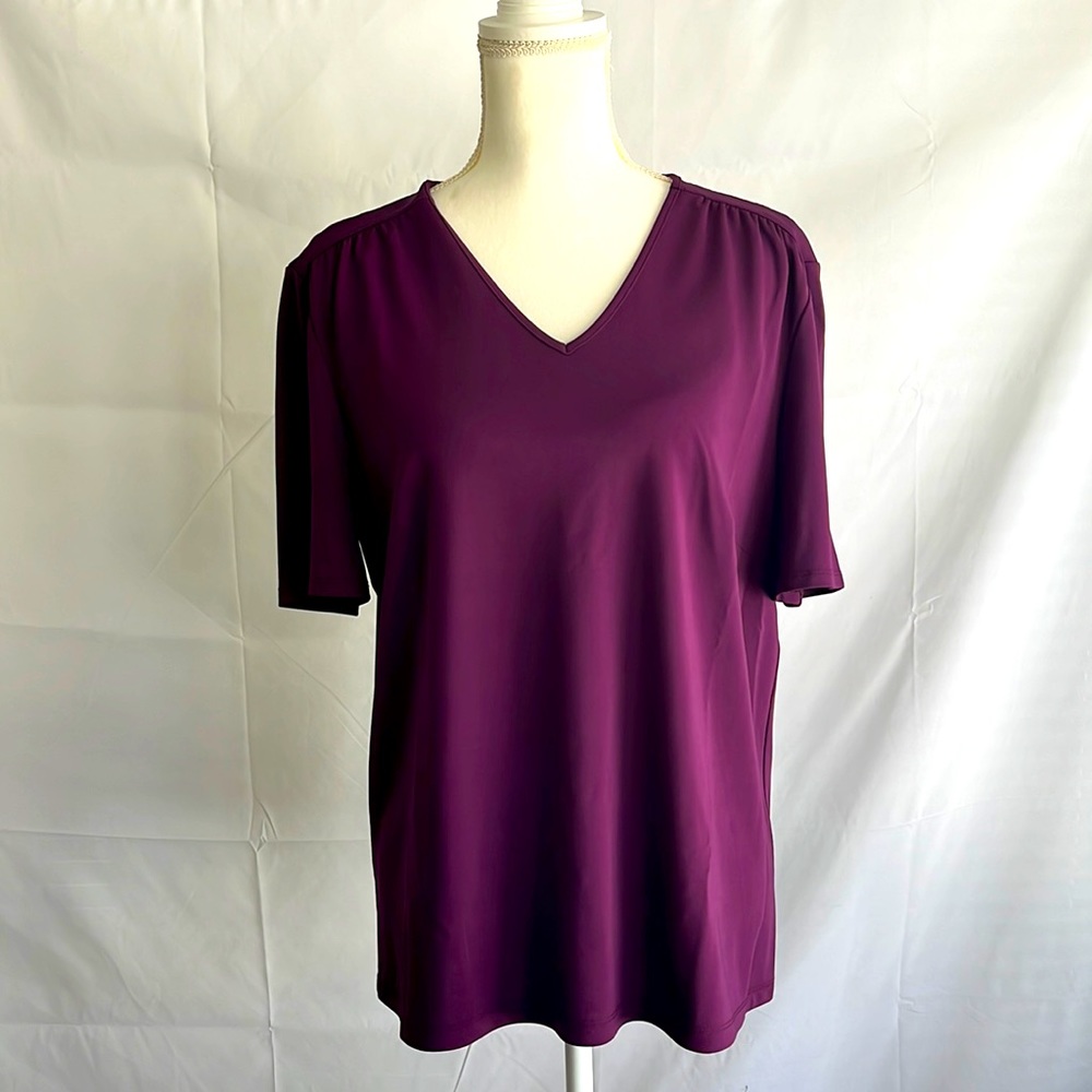 Talbot Woman, Size X, V-neck, eggplant